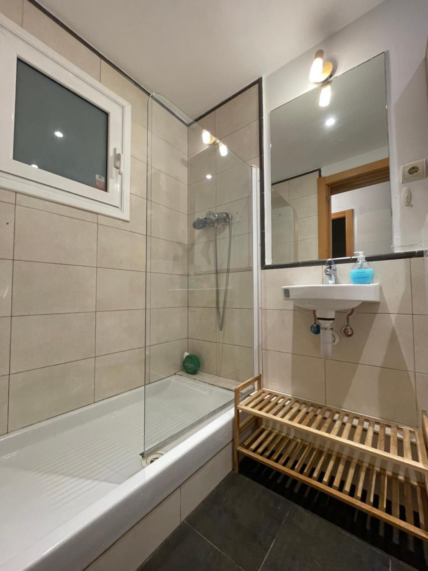 Apartamento Tranquilo Y Del Barrio Appartement Barcelona Buitenkant foto