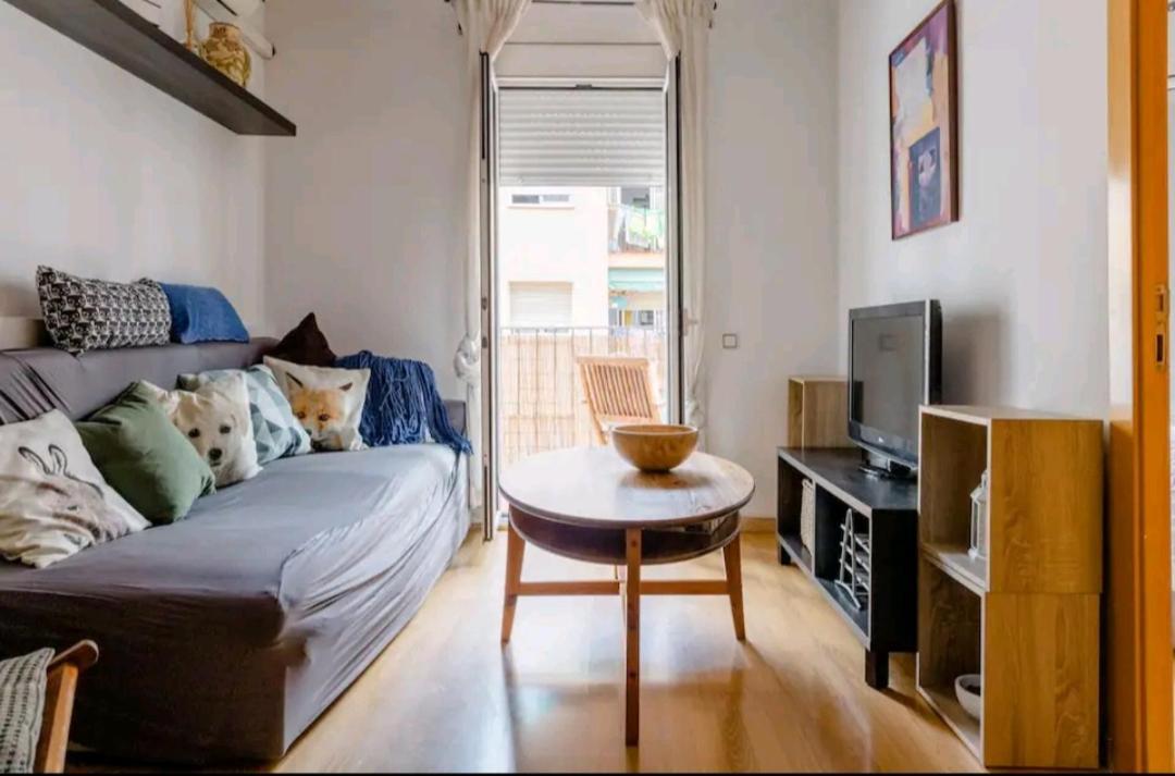 Apartamento Tranquilo Y Del Barrio Appartement Barcelona Buitenkant foto